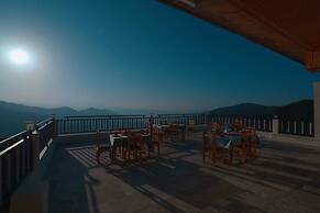 Valley View Hotel & Restaurant