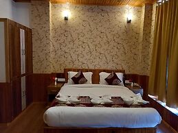 Valley View Hotel & Restaurant