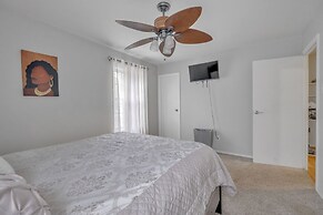 The Big Bamboo 4 Bedroom Home by RedAwning