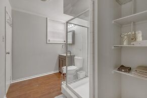 The Big Bamboo 4 Bedroom Home by RedAwning