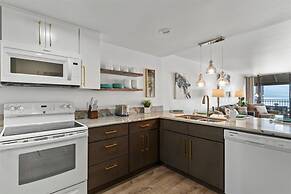 Lauloa 407 2 Bedroom Condo