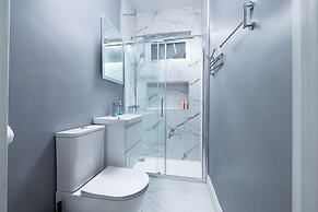 London Studios and Suites