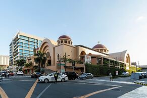 Spacious 1br Near Resorts World Manila Near Naia