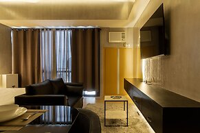 Spacious 1br Near Resorts World Manila Near Naia