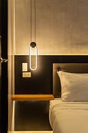 Spacious 1br Near Resorts World Manila Near Naia