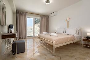 Tumeremos Holiday Apartment for 8 People Private Bbq Area