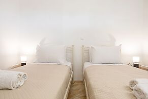 Tumeremos Holiday Apartment for 8 People Private Bbq Area