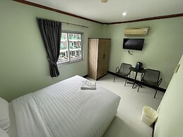 Omaya Guest House
