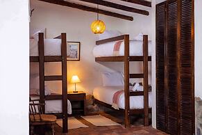 Santa Cruz Eco Lodge