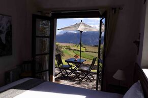 Santa Cruz Eco Lodge