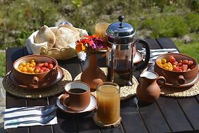 Santa Cruz Eco Lodge