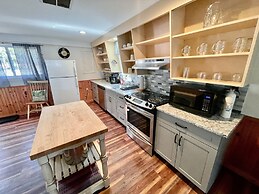 Waterfront Cottage Moosehead Lake