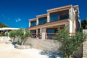 Sunset Bay Apartments