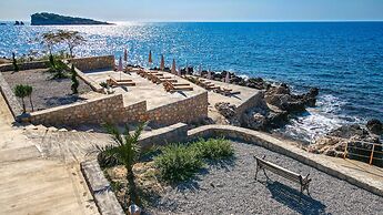 Sunset Bay Apartments