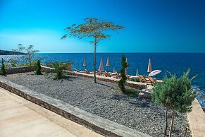 Sunset Bay Apartments