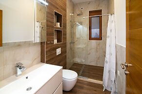 Sunset Bay Apartments