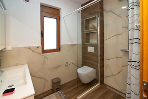 Sunset Bay Apartments