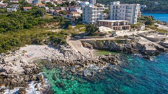 Sunset Bay Apartments