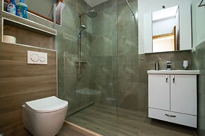 Sunset Bay Apartments