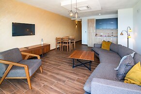 Sunset Bay Apartments