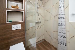 Sunset Bay Apartments