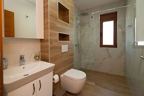 Sunset Bay Apartments