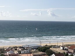 Fonte da Telha Cliff House