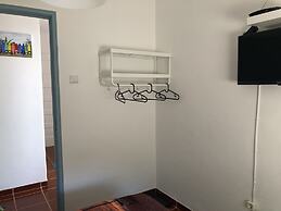 Fonte da Telha Cliff House