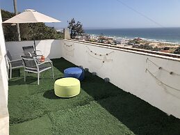 Fonte da Telha Cliff House