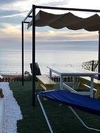 Fonte da Telha Cliff House