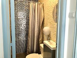 Fonte da Telha Cliff House