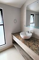 Altamira Apartsuites