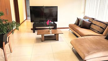 Altamira Apartsuites