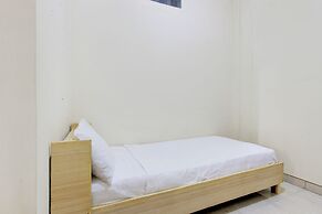 OYO Life 93662 Kost Pak Budi