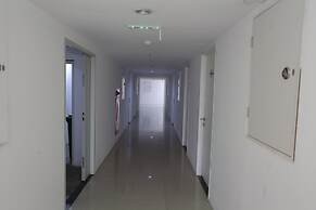 Collection O 93700 Aurora Rooms @ Urbantown Serpong