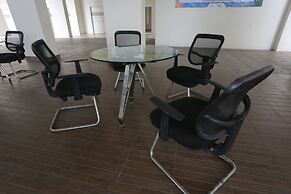 Collection O 93700 Aurora Rooms @ Urbantown Serpong