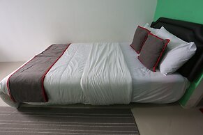 Collection O 93700 Aurora Rooms @ Urbantown Serpong