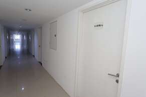 Collection O 93700 Aurora Rooms @ Urbantown Serpong