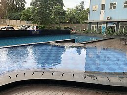 Collection O 93700 Aurora Rooms @ Urbantown Serpong