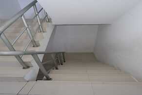 OYO 93701 Room Transit By At