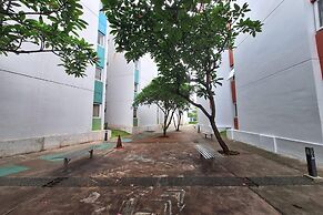 OYO 93701 Room Transit By At