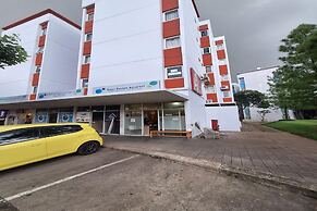 OYO 93701 Room Transit By At