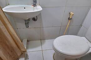 OYO 93701 Room Transit By At