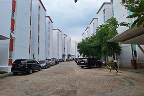 OYO 93701 Room Transit By At