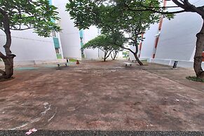 OYO 93701 Room Transit By At