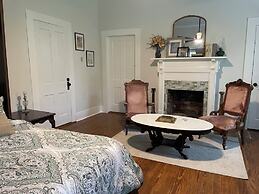 Adelines Bed and Breakfast