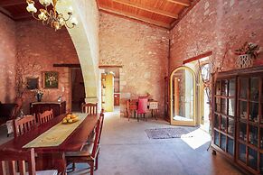 Silver Gem Villa With Private Pool