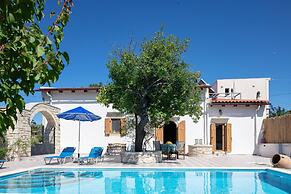 Silver Gem Villa With Private Pool