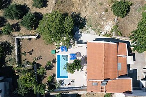 Silver Gem Villa With Private Pool