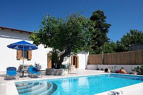 Silver Gem Villa With Private Pool